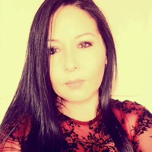 Meet your Posher, Karina